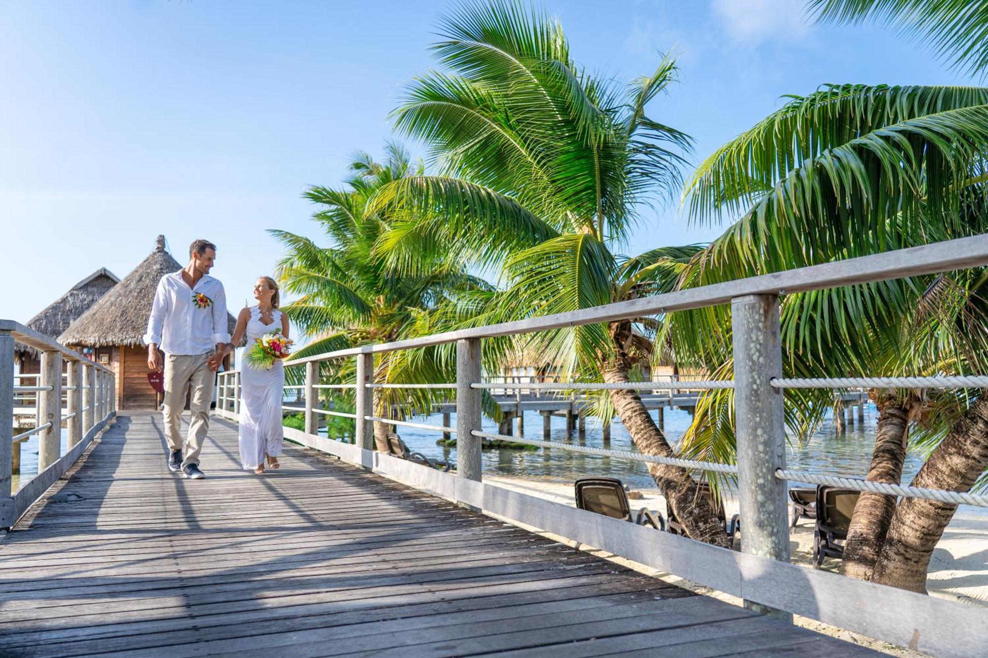 Manava Beach Resort & Spa Moorea Maharepa  Exterior photo